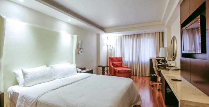 ซาเวรา Hotel เชนไน ภายนอก รูปภาพ
